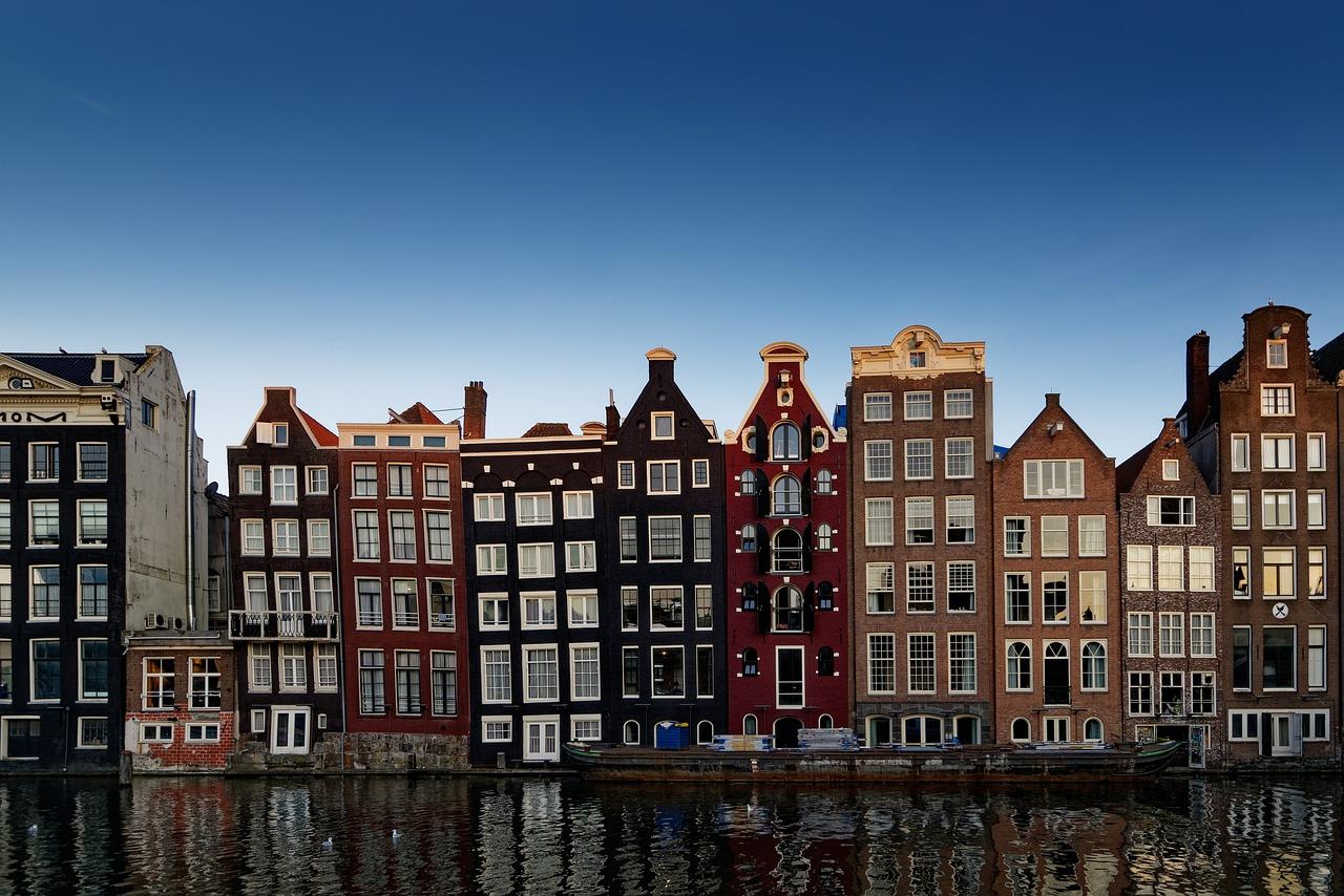 Hotel Jansen korte termijn verblijf Amsterdam met modern ingerichte kamers en gemeenschappelijke ruimtes